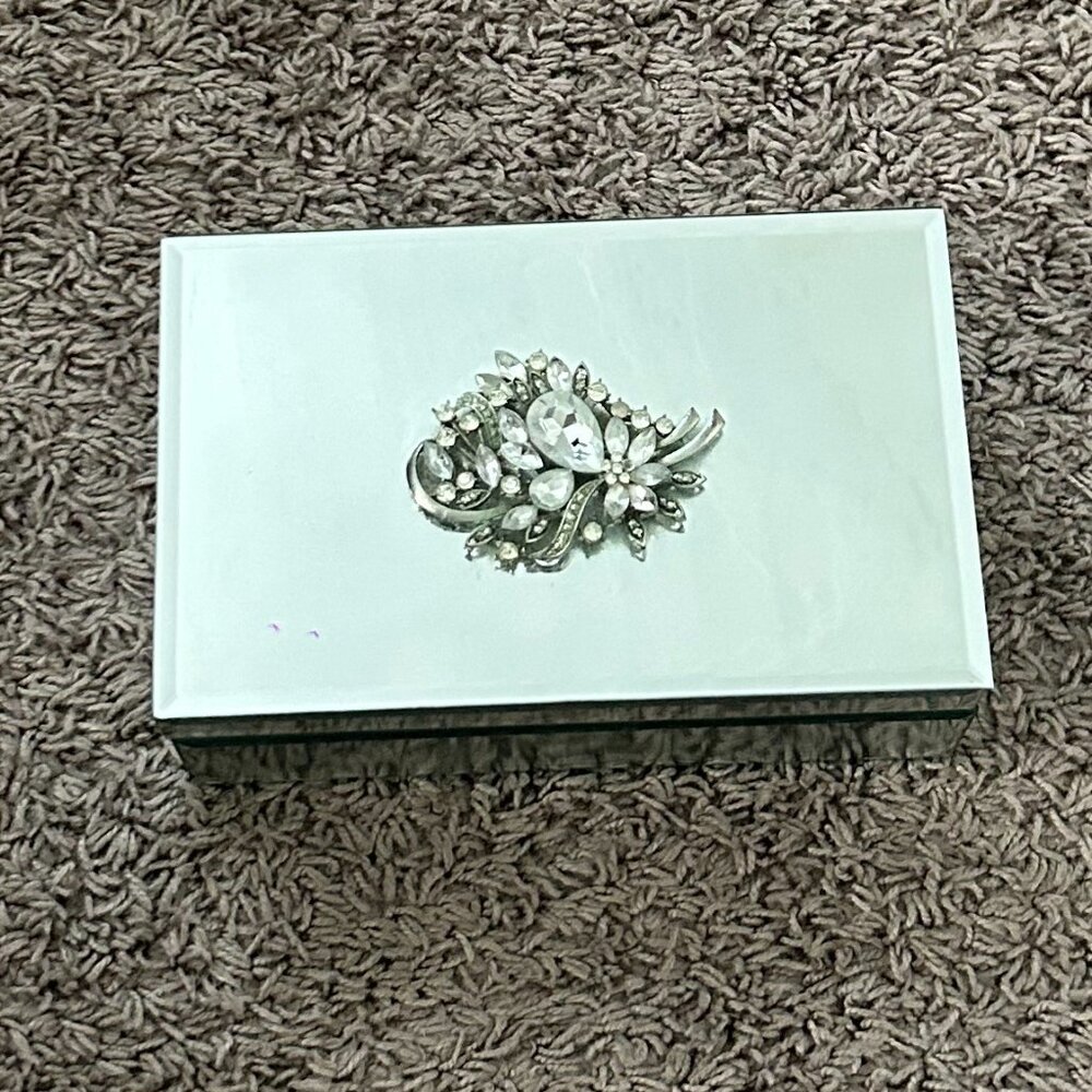 Silver Mirror Jewelry Box